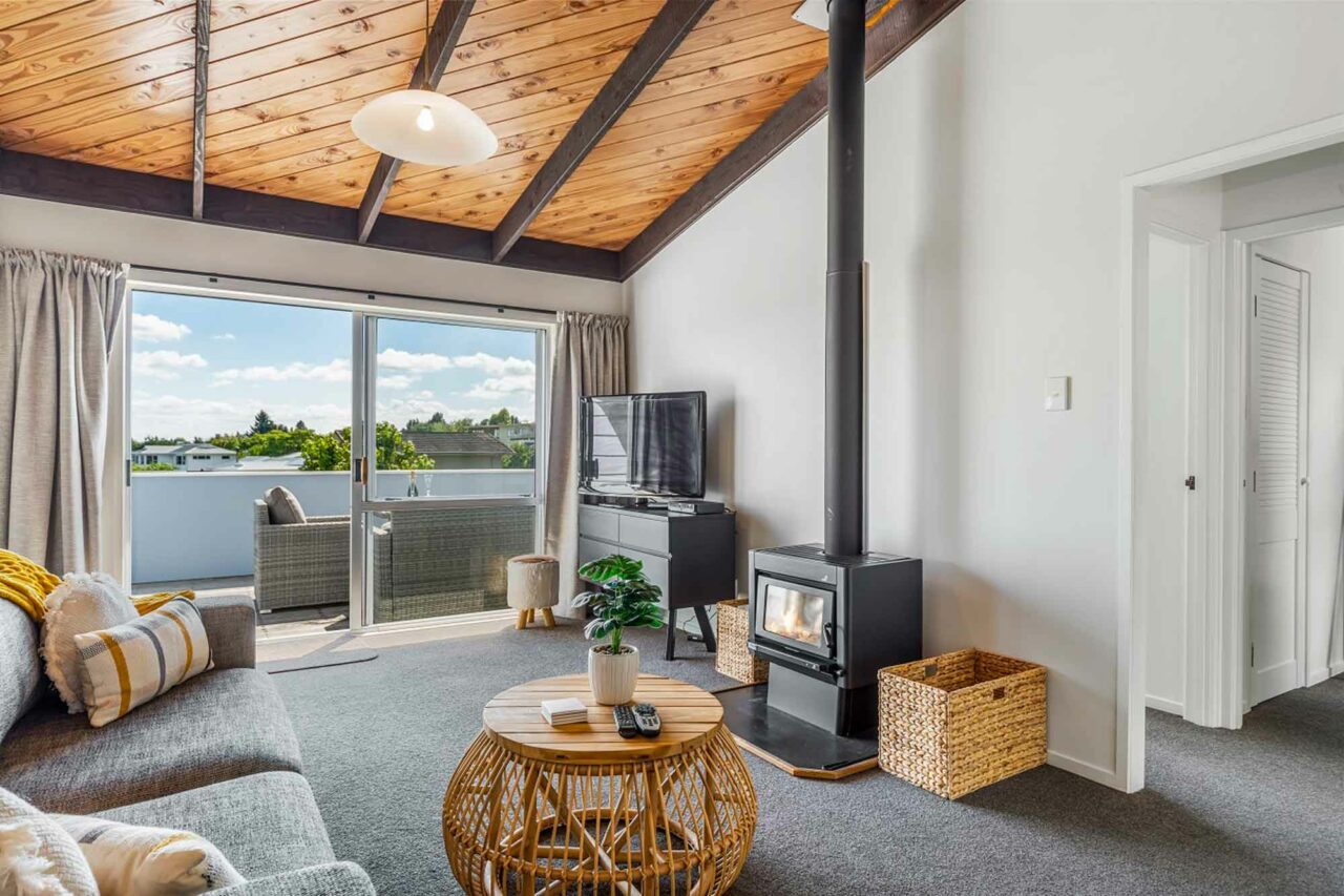 Bach 38 Taupo Lakeside